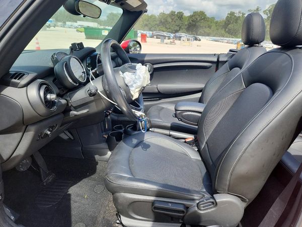 2019 MINI COOPER