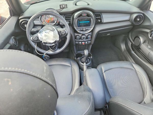 2019 MINI COOPER