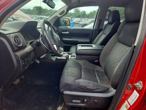 2018 TOYOTA TUNDRA SR/SR5