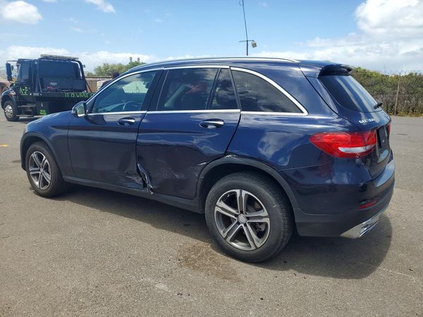 2016 MERCEDES-BENZ GLC