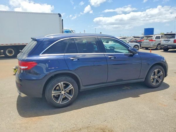 2016 MERCEDES-BENZ GLC