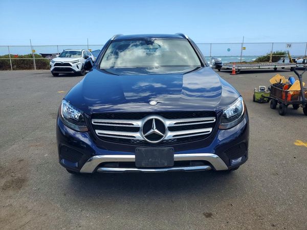 2016 MERCEDES-BENZ GLC
