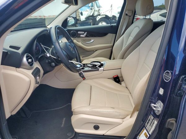2016 MERCEDES-BENZ GLC