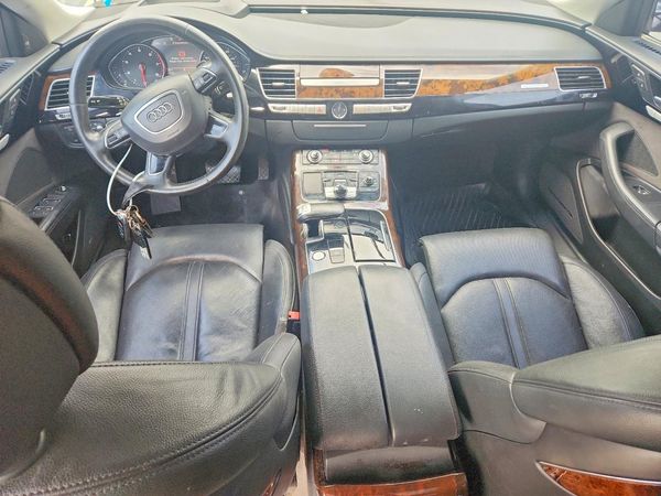 2017 AUDI A8