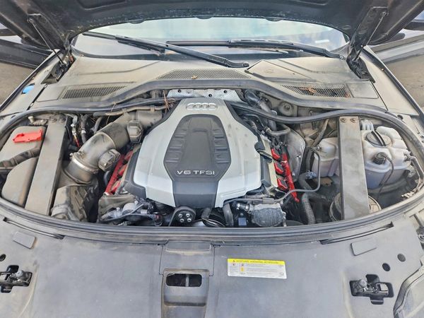 2017 AUDI A8