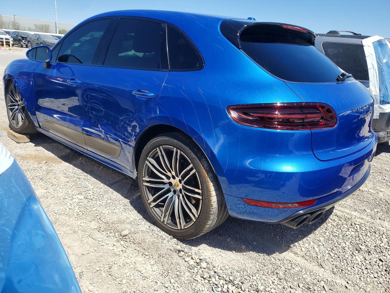 2017 PORSCHE MACAN