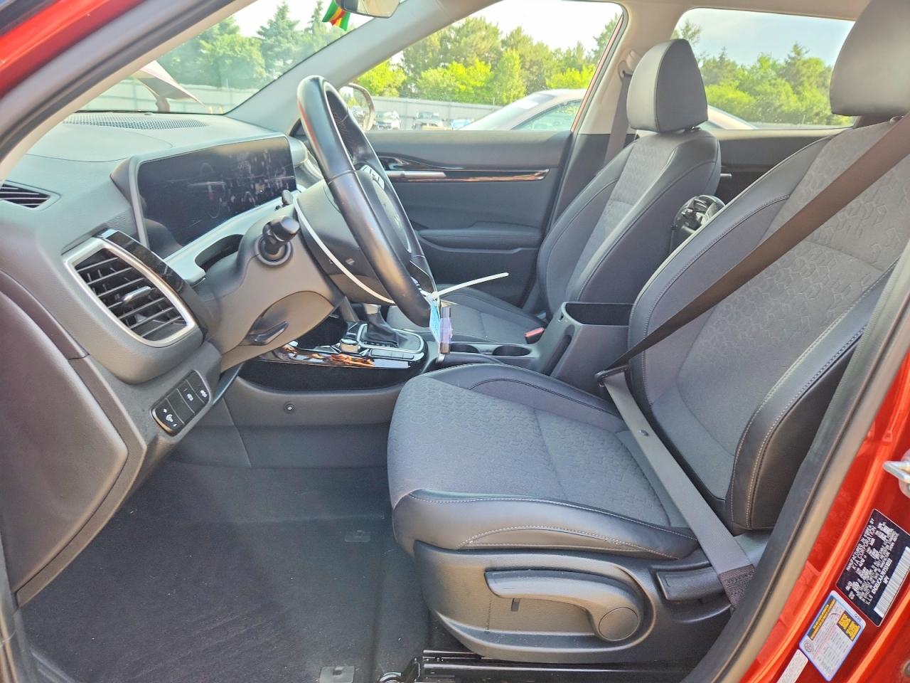 2024 KIA SELTOS S, X-Line