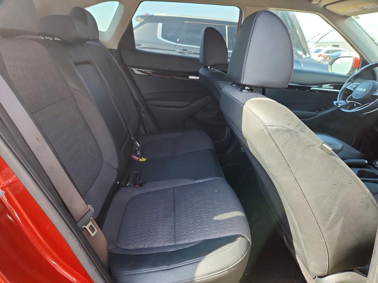 2024 KIA SELTOS S, X-Line