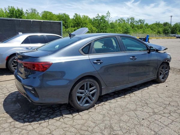 2021 KIA FORTE GT Line
