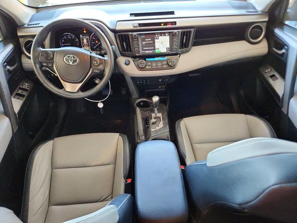 2017 TOYOTA RAV4 Ltd/SE Platinum