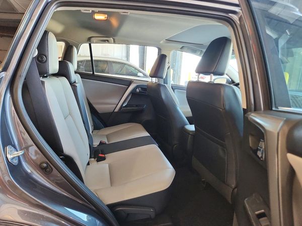 2017 TOYOTA RAV4 Ltd/SE Platinum