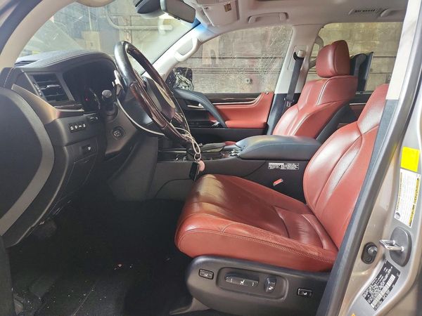 2017 LEXUS LX 570