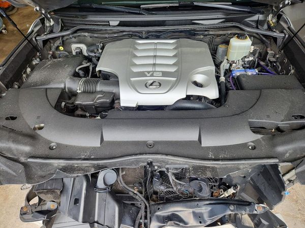 2017 LEXUS LX 570