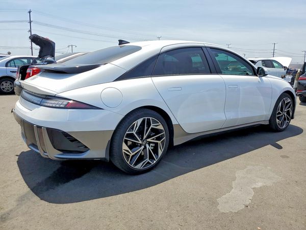 2025 HYUNDAI IONIQ 6