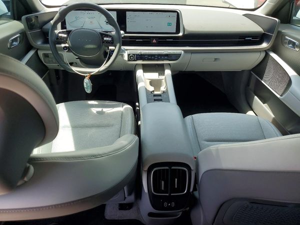 2025 HYUNDAI IONIQ 6
