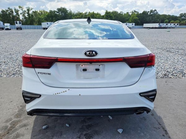 2021 KIA FORTE FE, LXS