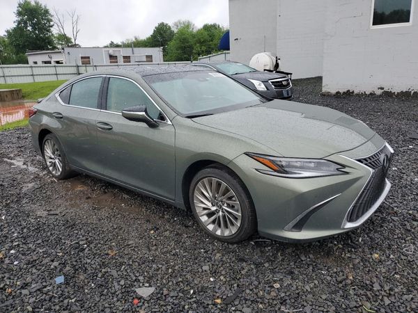 2023 LEXUS ES