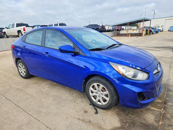2013 HYUNDAI ACCENT GLS, GS