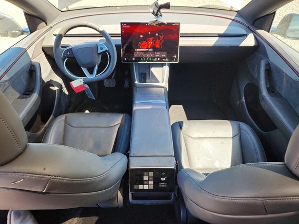 2026 TESLA MODEL Y