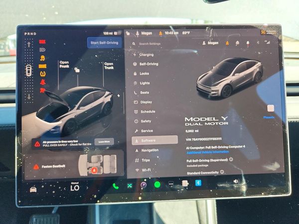 2026 TESLA MODEL Y