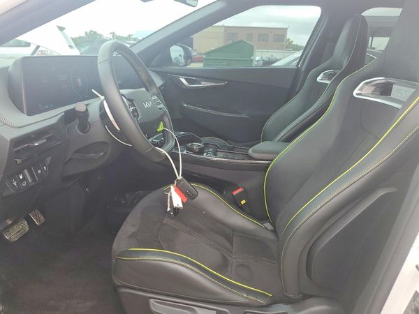 2023 KIA EV6