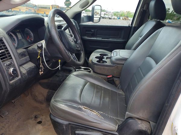 2018 RAM 5500 CREW CAB CHASSIS