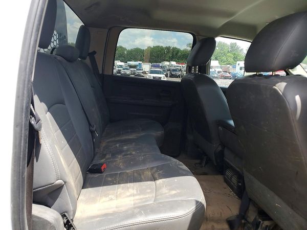 2018 RAM 5500 CREW CAB CHASSIS