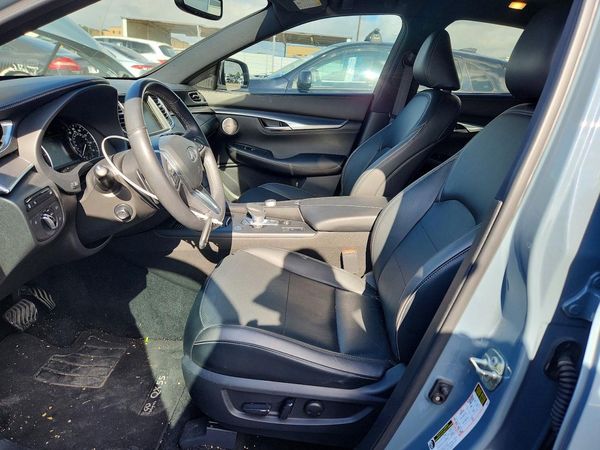 2022 INFINITI QX55 Essential