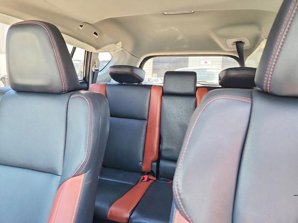 2015 TOYOTA RAV4 Limited (G Grade)