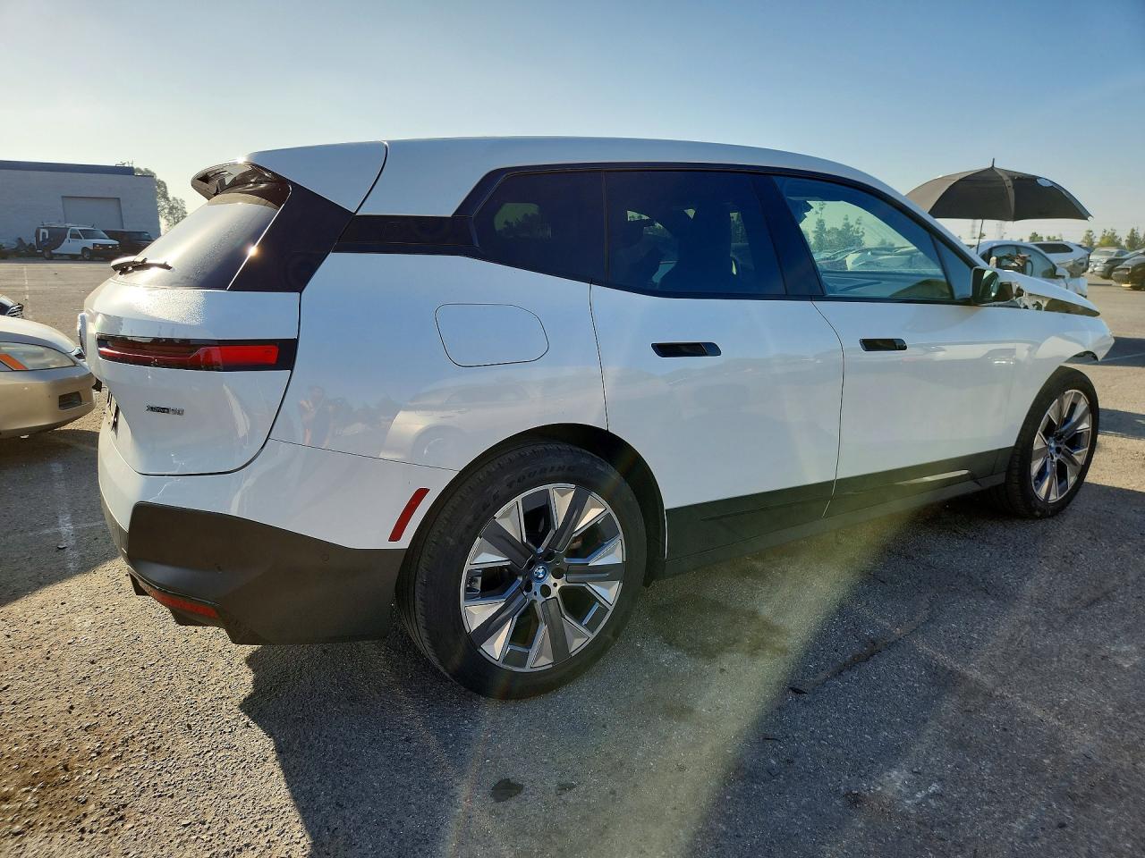 2025 BMW IX xDrive50