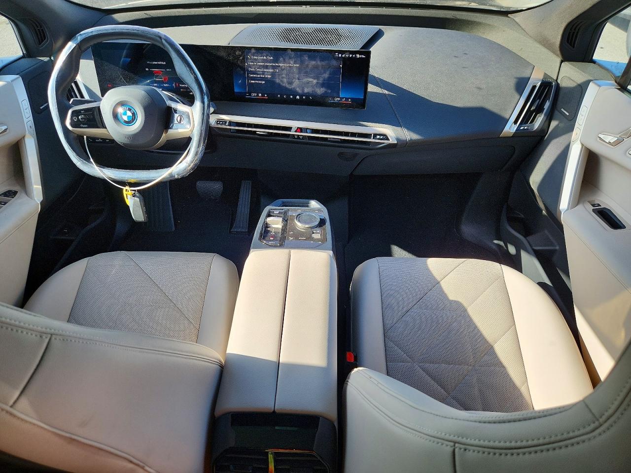 2025 BMW IX xDrive50