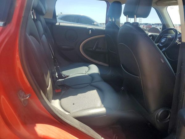 2012 MINI COOPER