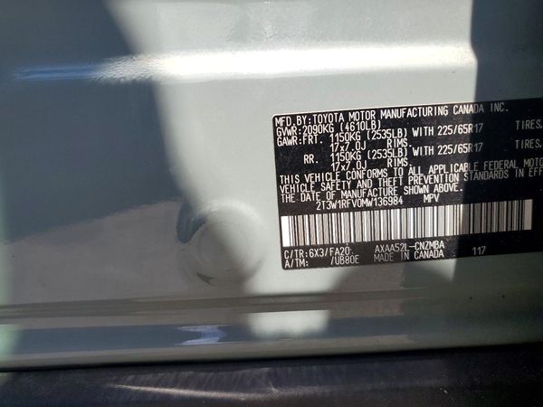 2021 TOYOTA RAV4 XLE