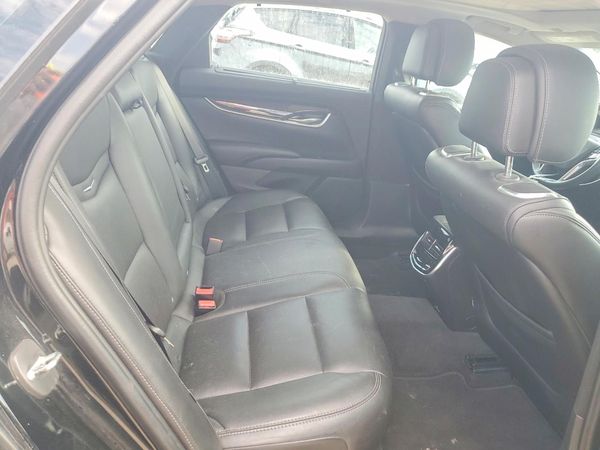 2013 CADILLAC XTS Premium
