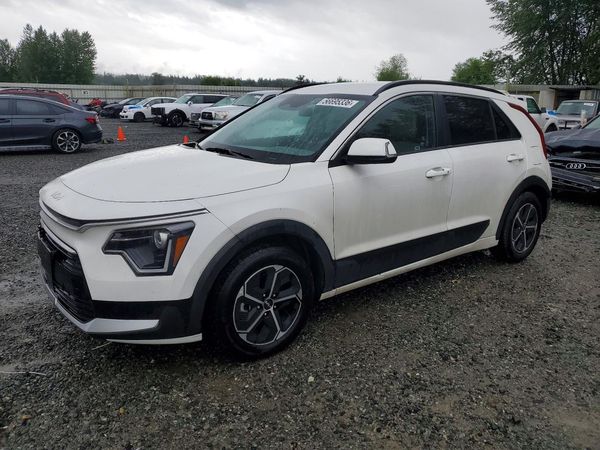 2023 KIA NIRO