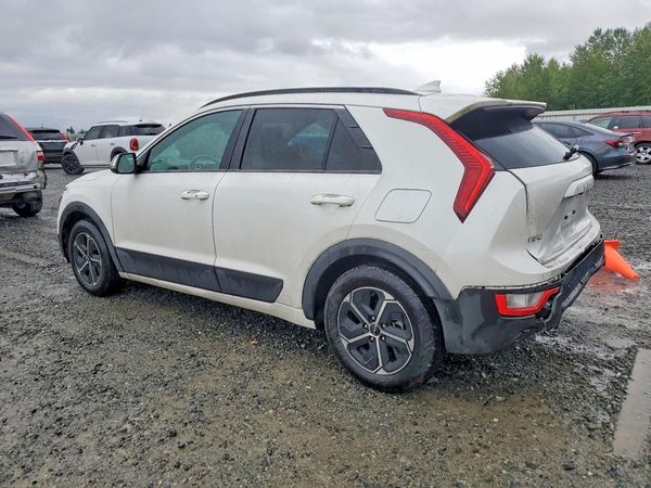 2023 KIA NIRO