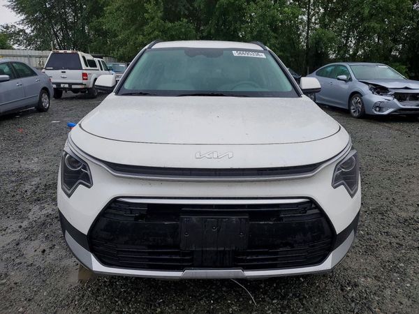 2023 KIA NIRO