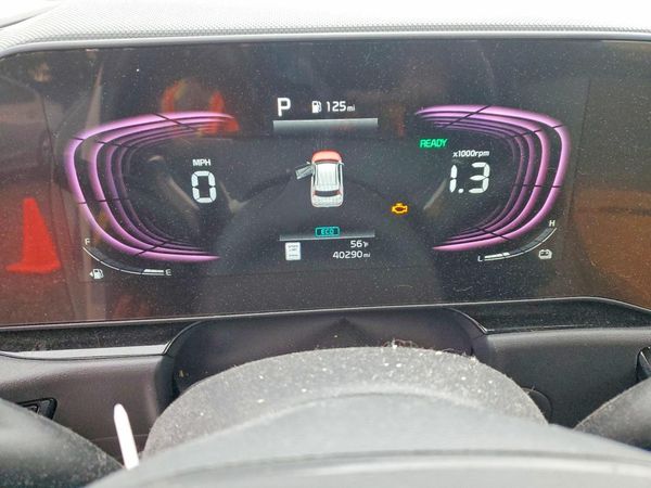 2023 KIA NIRO