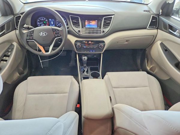 2017 HYUNDAI TUCSON