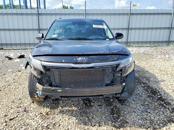 2021 KIA SELTOS S