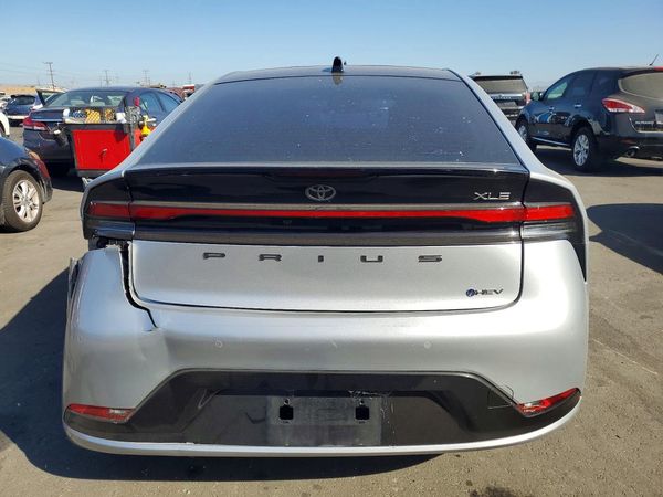 2023 TOYOTA PRIUS