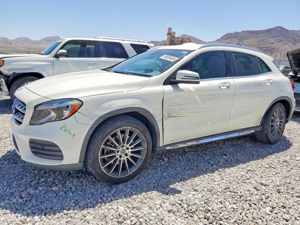 2018 MERCEDES-BENZ GLA