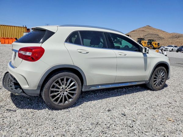 2018 MERCEDES-BENZ GLA GLA250