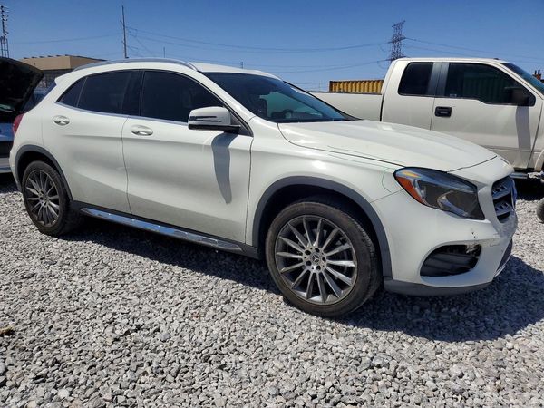 2018 MERCEDES-BENZ GLA GLA250