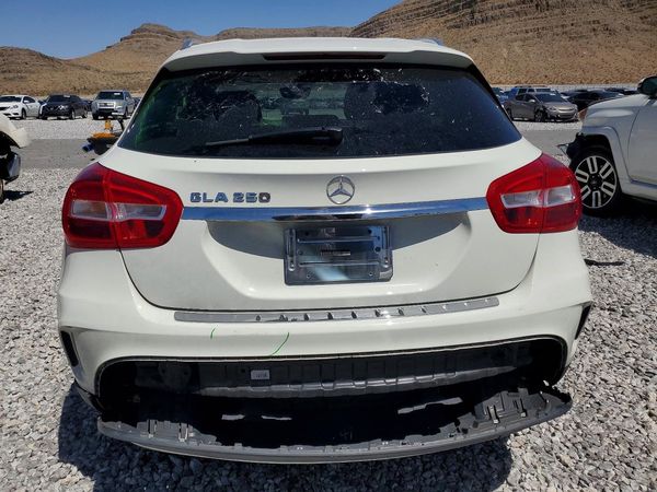 2018 MERCEDES-BENZ GLA GLA250