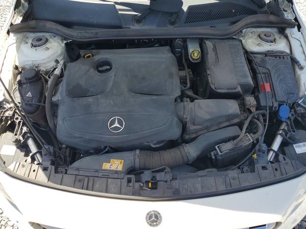 2018 MERCEDES-BENZ GLA GLA250