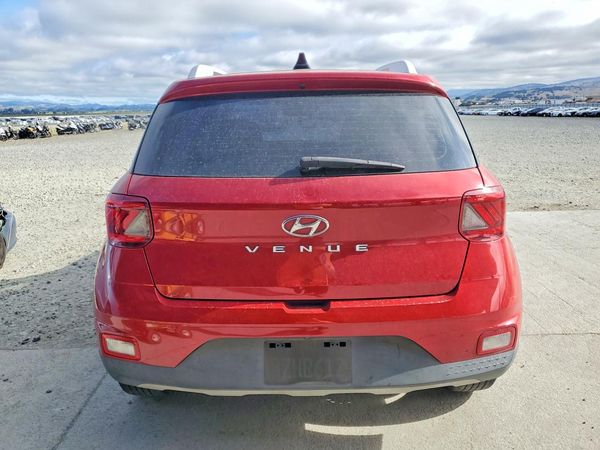2022 HYUNDAI VENUE