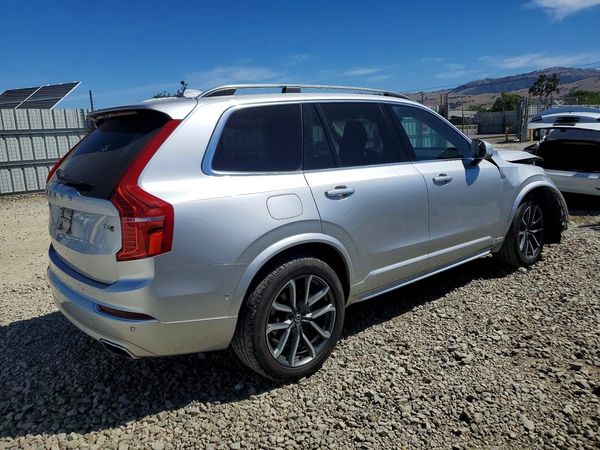 2016 VOLVO XC90 SV42 Momentum