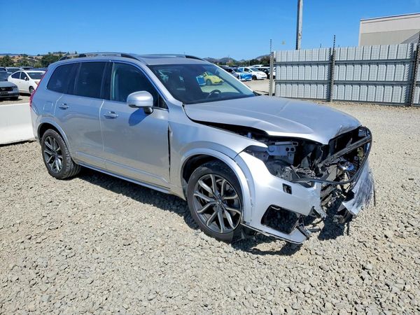2016 VOLVO XC90 SV42 Momentum