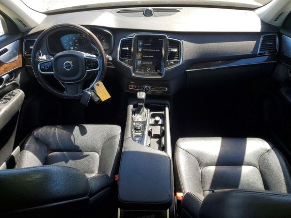 2016 VOLVO XC90 SV42 Momentum